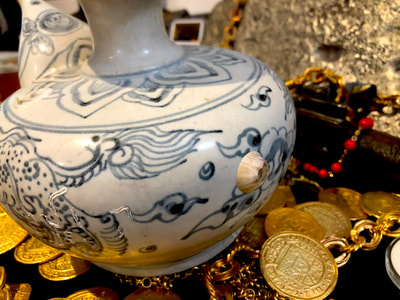 Porcelain Pot from "Hoi An Hoard Shipwreck 1400's" Pirate Gold Coins Treasure 4