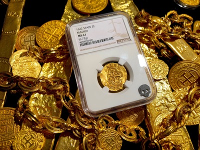 Spain 2 Escudos 1622 "Year of the Atocha, Dated"  NGC 61 Shipwreck Treasure 9