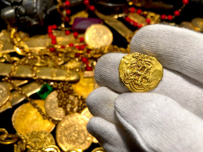 Pirate Gold Coins | Colombia 2 Escudos 88