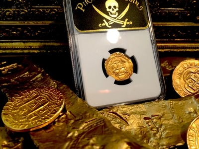 Spain  1 Escudo  1516-56  "Charles & Joanna"  NGC 55 Square D to Left 5