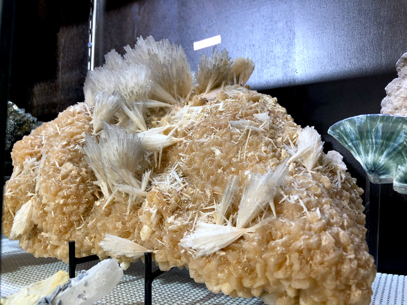 Pirate Gold Coins: Treasures of the Earth - Mesolite 2