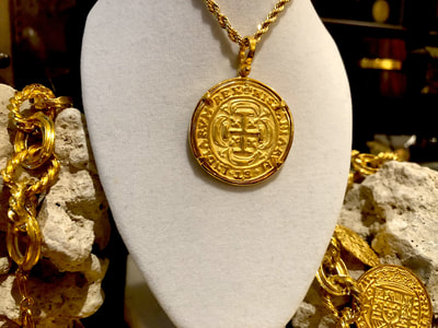 Mexico Royal 1715 Dated with Bezel Replica Pirate Gold Coins 4