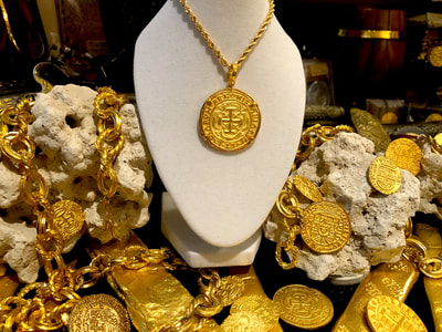 Mexico Royal 1715 Dated with Bezel Replica Pirate Gold Coins 5