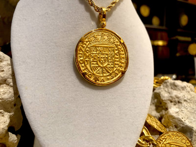 Mexico Royal 1715 Dated with Bezel Replica Pirate Gold Coins 9