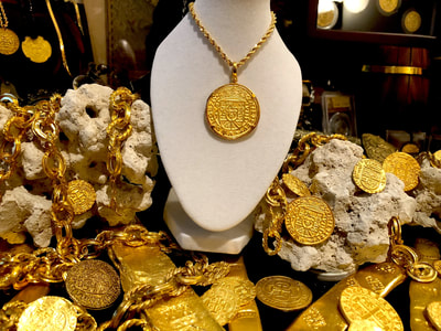 Mexico Royal 1715 Dated with Bezel Replica Pirate Gold Coins 10