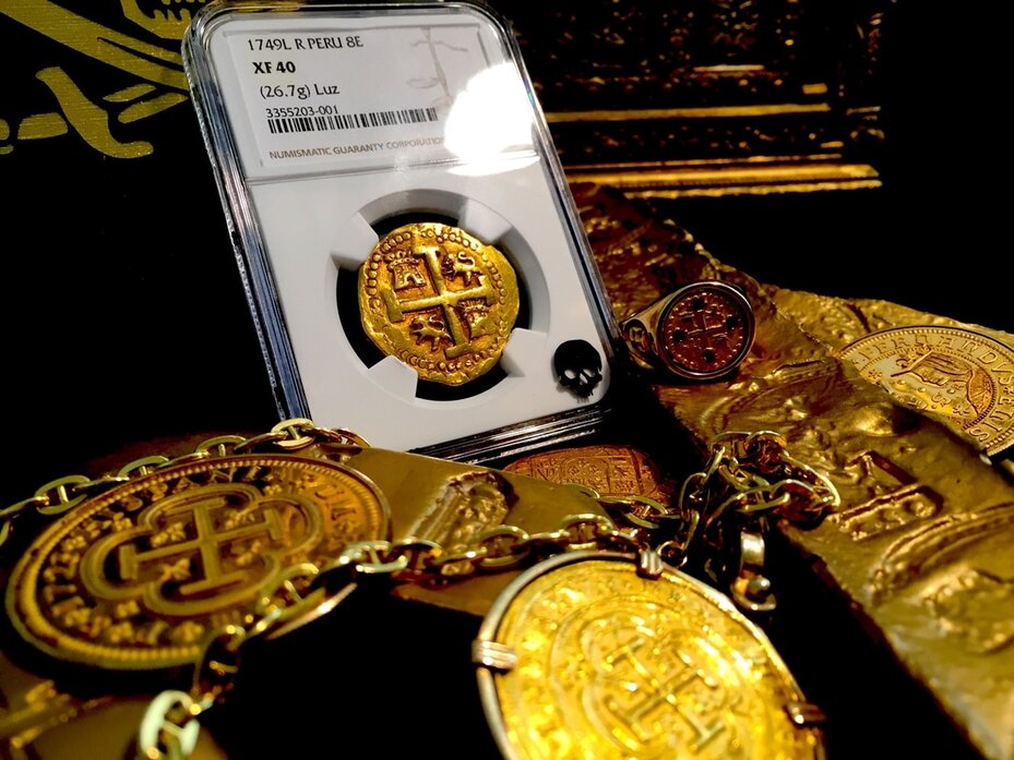Peru  8 Escudos  1749  "La Luz Shipwreck"  NGC 40 Gold Doubloon