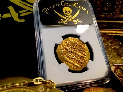 Peru  8 Escudos  1749  "La Luz Shipwreck"  NGC 40 Gold Doubloon 8