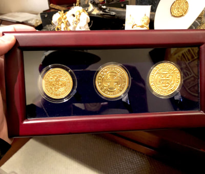 3 Piece Box Set: Absolutely Stunning Display (Don't Judge by the Photos) 14