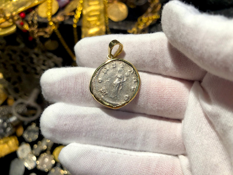 Roman Empire "Postumus" 262/265AD 18kt Gold Bezel 8