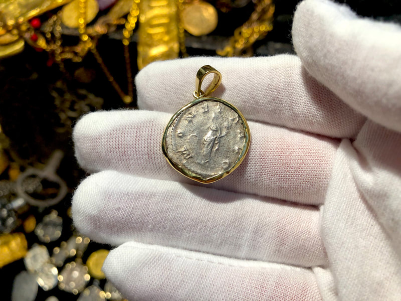 Roman Empire "Postumus" 262/265AD 18kt Gold Bezel 9
