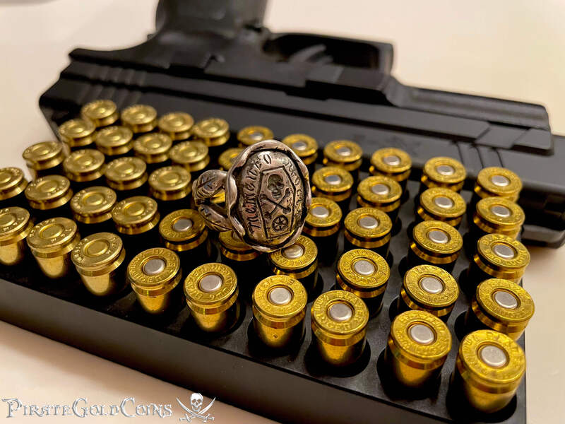 Memento Mori Georgian 18th Century Skull and Bones Ring 7