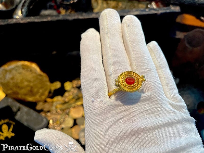 Byzantine Gold Ring with Cage Bezel 5-6th Century 6