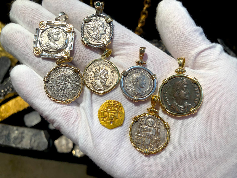 Roman Empire "Postumus" 262/265AD 18kt Gold Bezel 12