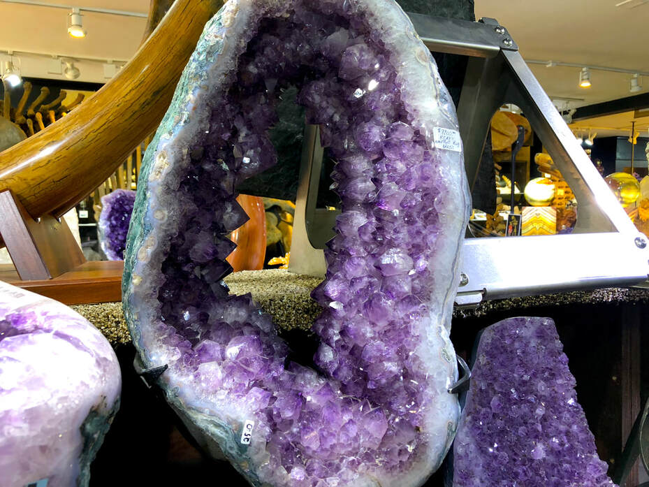 Amethyst | Crystals & Minerals 24