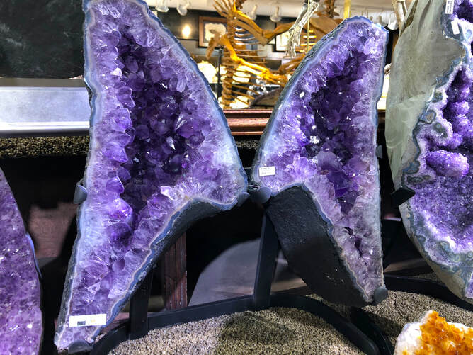 Amethyst | Crystals & Minerals 9