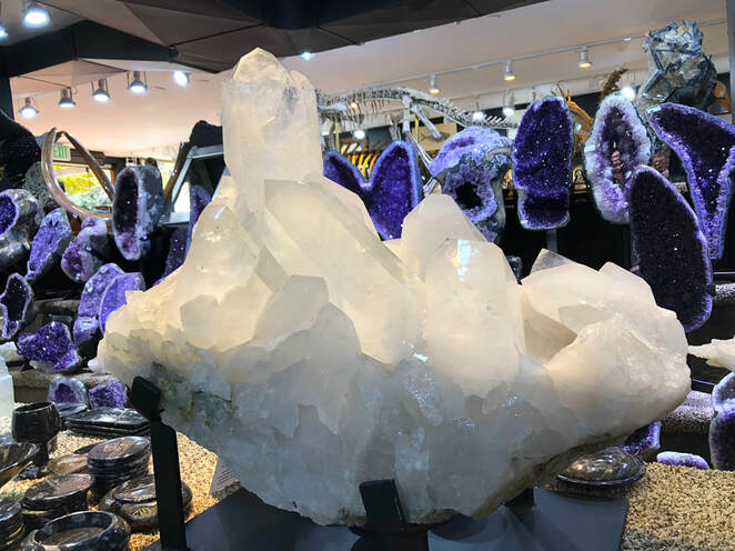 Quartz | Crystals & Minerals 22