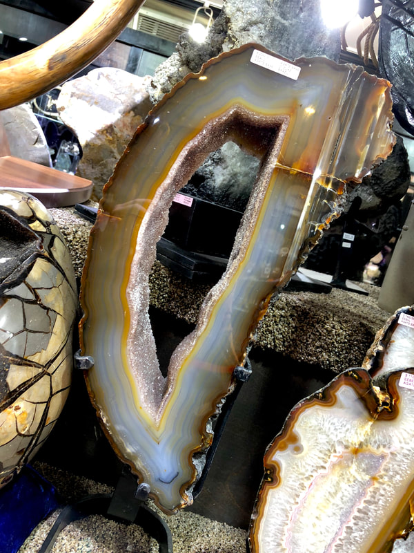 Pirate Gold Coins Treasures of the Earth - Agate Display