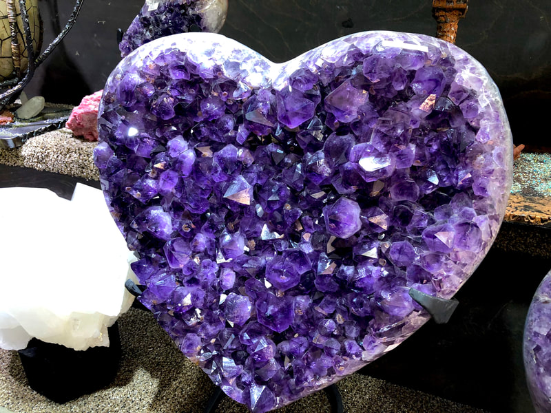 Pirate Gold Coins Treasures of the Earth - Amethyst Angel Wings 3