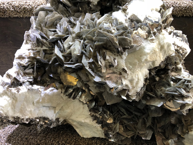 Pirate Gold Coins: Treasures of the Earth - Mica Crystal 2