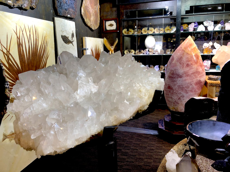 Pirate Gold Coins Treasures of the Earth - Crystal on Spinning Stand 8