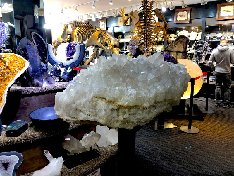 Pirate Gold Coins Treasures of the Earth - Crystal on Spinning Stand 10