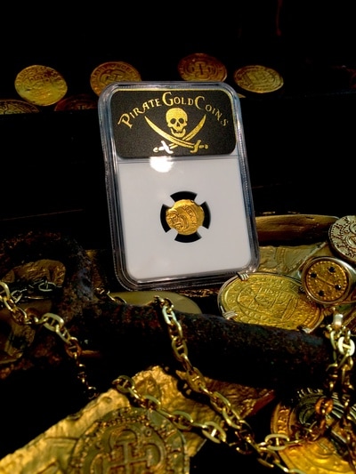 Mexico  1 Escudo  1705-13  "1715 Plate Fleet Shipwreck" NGC 63 9