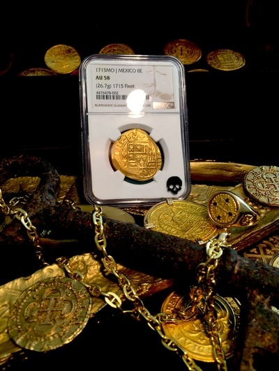 Pirate Gold Coins Treasures of the Earth - Crystal Wall on Stand 4