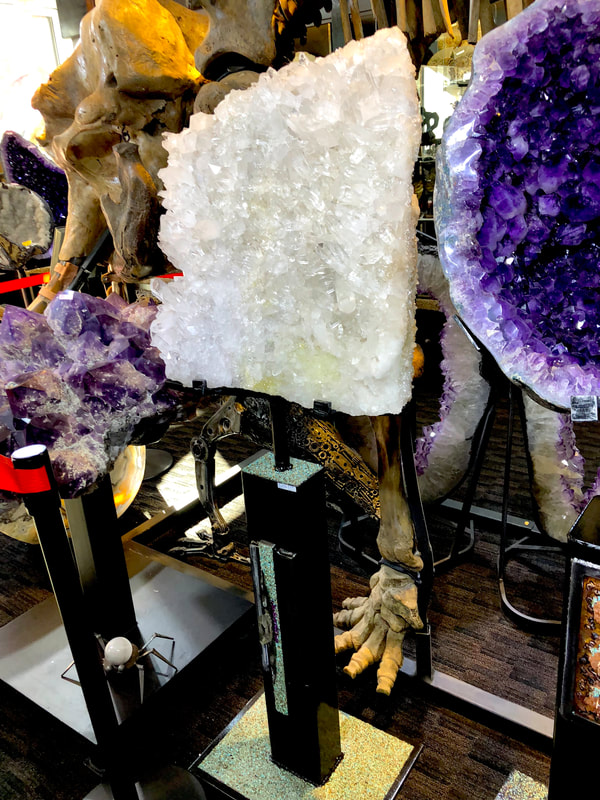 Pirate Gold Coins Treasures of the Earth - Crystal Wall on Stand 7