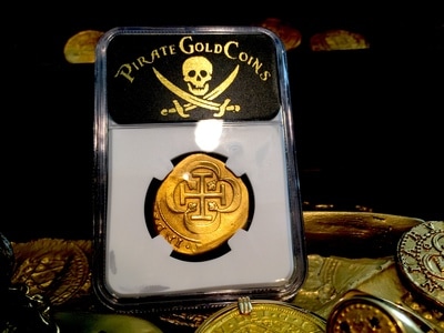 Mexico  8 Escudos  1715  "Full 4 Digit Date of the Fleet"  NGC 58 43