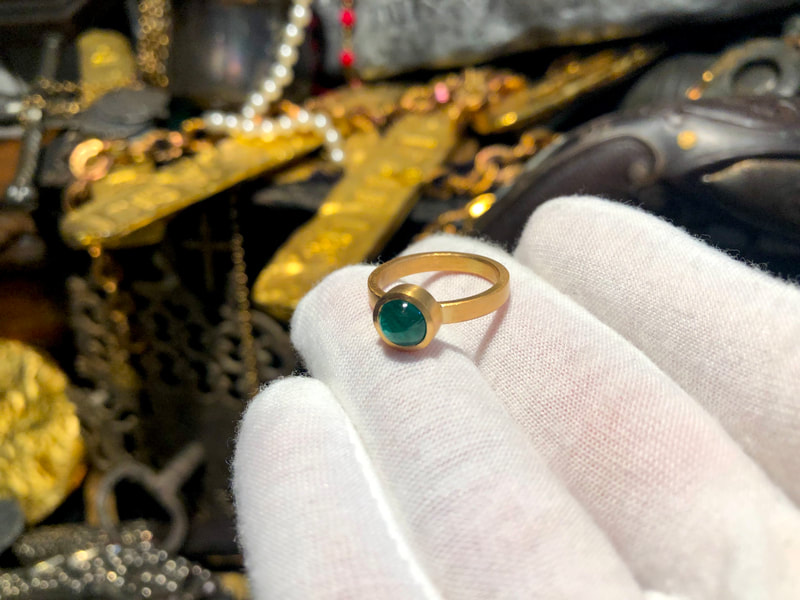 Atocha Emerald 22kt Solid Gold Ring Reproduction 8