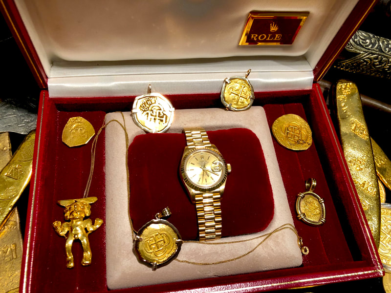 Women's Gold Rolex DateJust with Box and Papers! 5