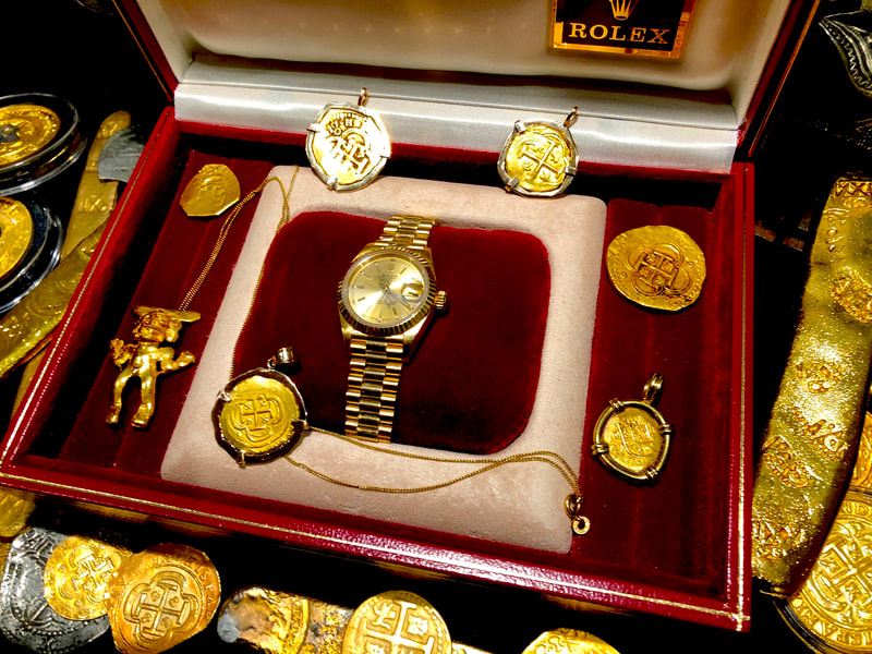 Women's Gold Rolex DateJust with Box and Papers! 11