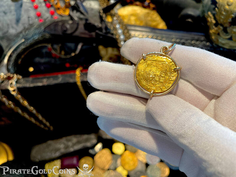 Spain 1 Escudo 1516-56 "Great Details & Centering" 14kt Bezel 2