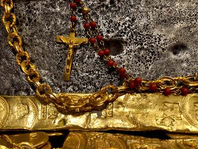 Red Coral & Gold Rosary from '1715 Plate Fleet Shipwreck' 22