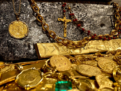 Red Coral & Gold Rosary from '1715 Plate Fleet Shipwreck' 26