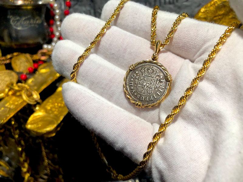 Spain 2 Reales 1723 "Philip V" Pirate Gold Coins Pendant 3
