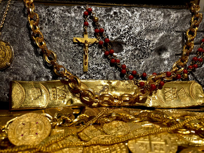 Red Coral & Gold Rosary from '1715 Plate Fleet Shipwreck' 40