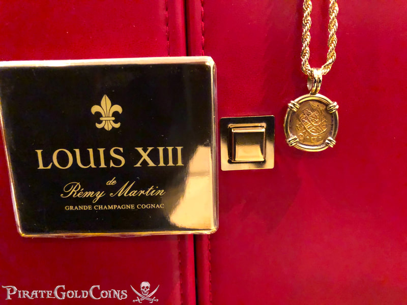 Mexico 1 Escudo 1714 Gold Pendant 4