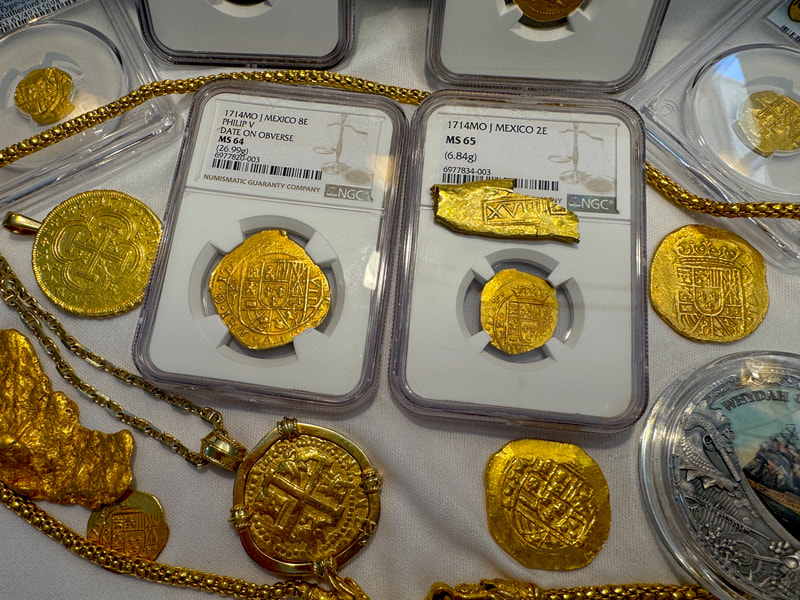 France 1364 "King Charles V" 14kt Gold Bezel Pendant 12