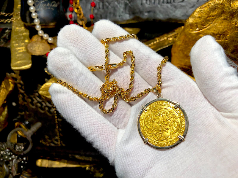 France 1364 "King Charles V" 14kt Gold Bezel Pendant 13