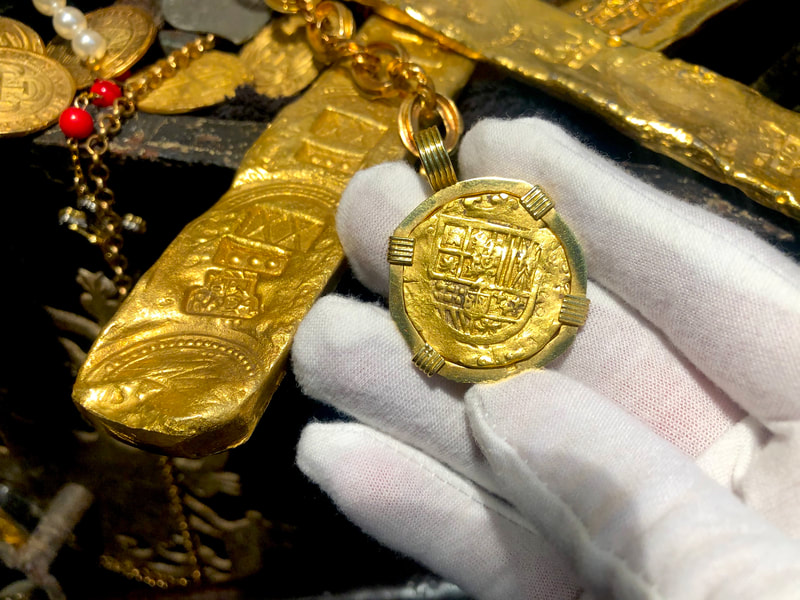 Spain 4 Escudos 1621-65 "Brute Style" 18kt Gold Bezel 9