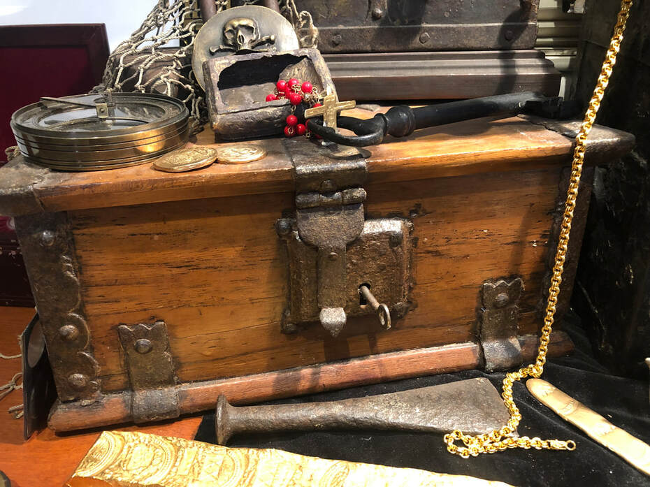 Spanish Treasure Chest 1700's Artifact Pirate Gold Coins