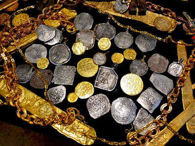 Peru 8 Escudos 1725 "Incredible Cross Side" RAW Pirate Gold Coins 22