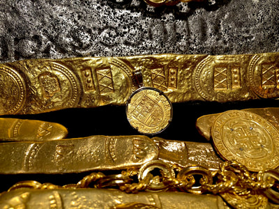 Spain 2 Escudos 1556-98 "Treasure Necklace" Pirate Gold Coins 5