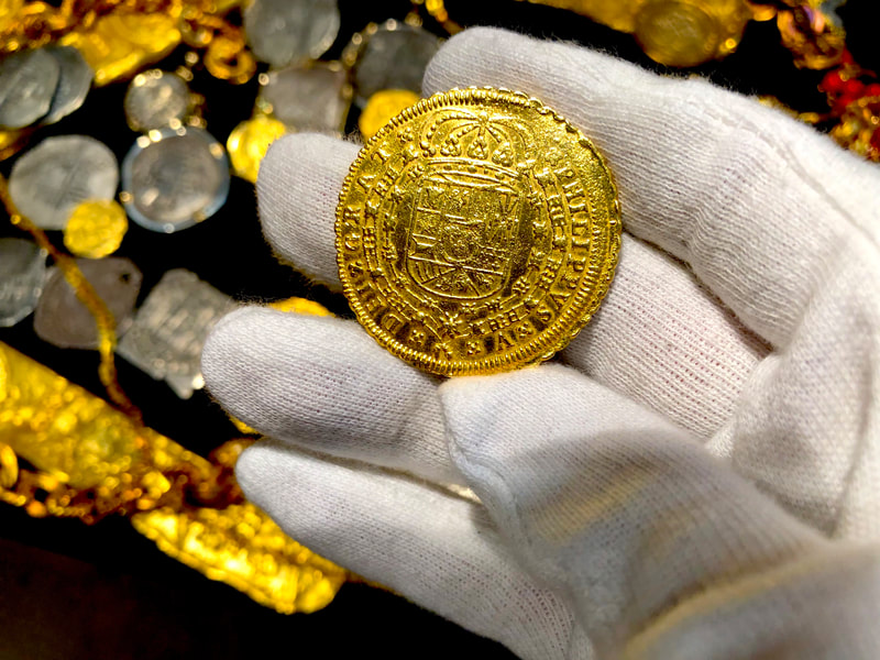 Spain 8 Escudos 1712 "Dated" RAW 5