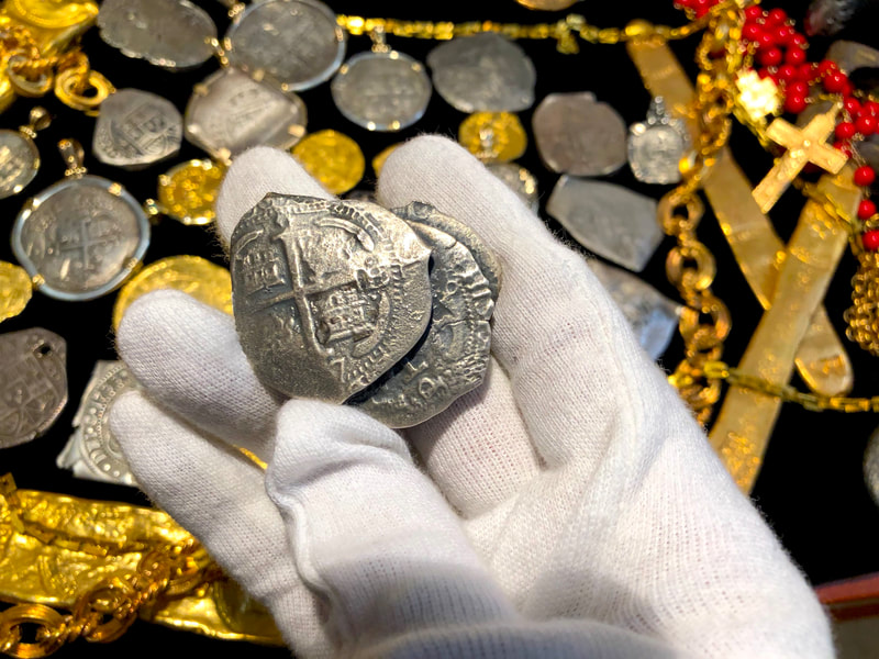 Bolivia Clump of 3 Dated 8 Reales from Consolacion 1681 Shipwreck 3