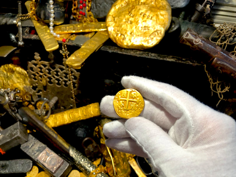 Peru 8 Escudos 1747 "Stars Variety" to be Pendant 7