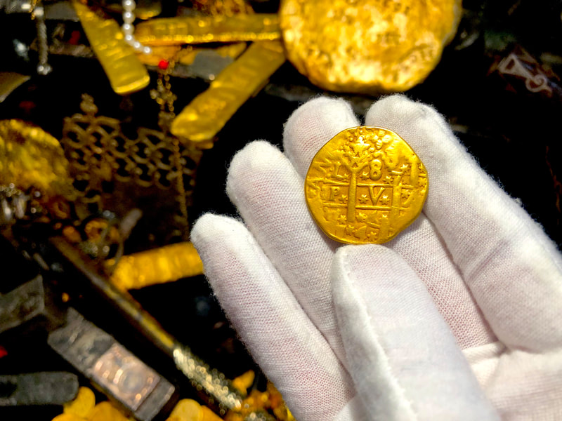 Peru 8 Escudos 1747 "Stars Variety" to be Pendant 3