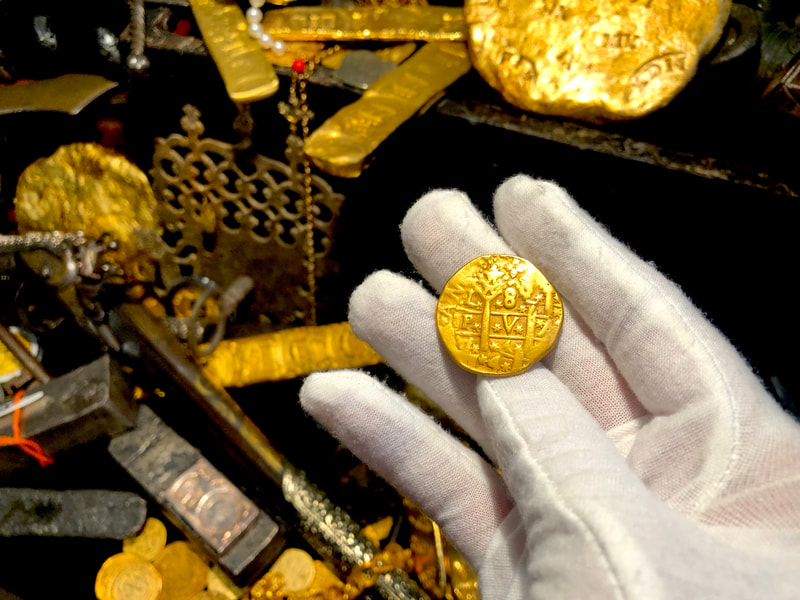 Peru 8 Escudos 1747 "Stars Variety" to be Pendant 11