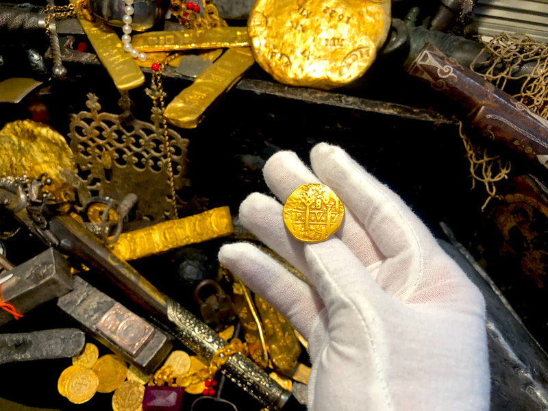 Peru 8 Escudos 1747 "Stars Variety" to be Pendant 13